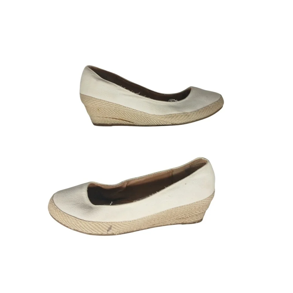 American Eagle Espadrille Wedges 7.5 Cream Canvas‎ Slip On Coastal Boho Summer